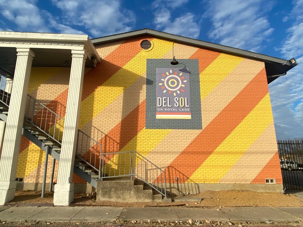 Del Sol on Royal Lane