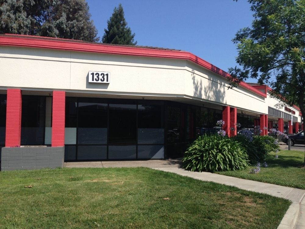 1331 Guerneville Rd, Santa Rosa, CA 95403