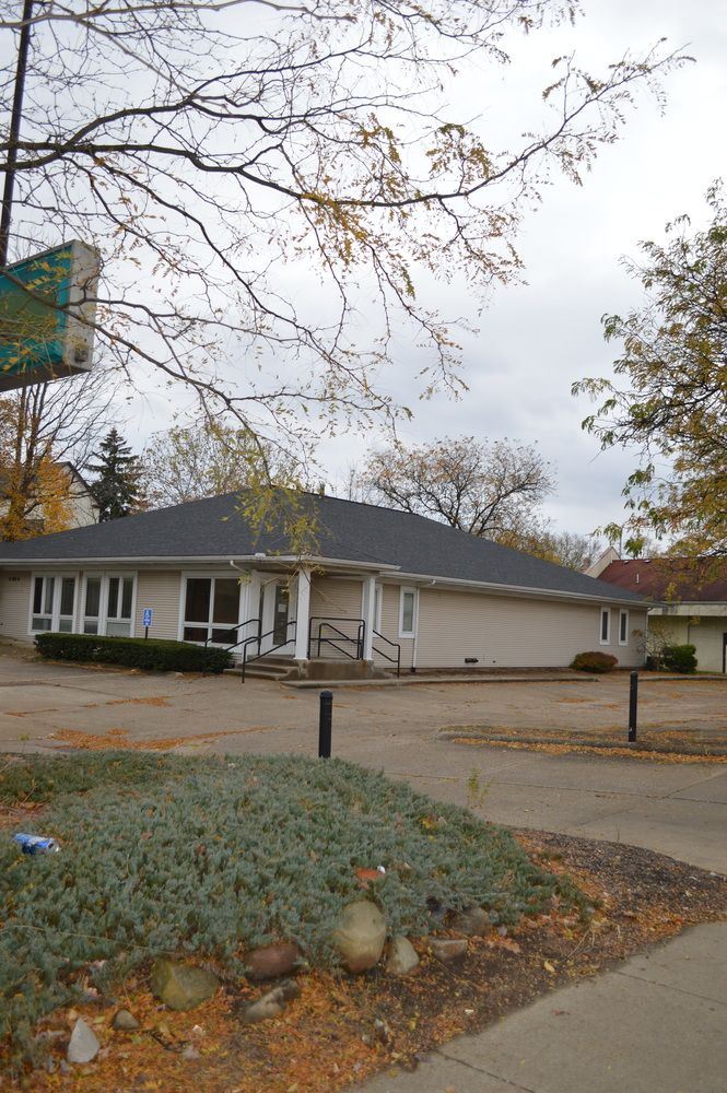 557 N Main St, Akron, OH 44310