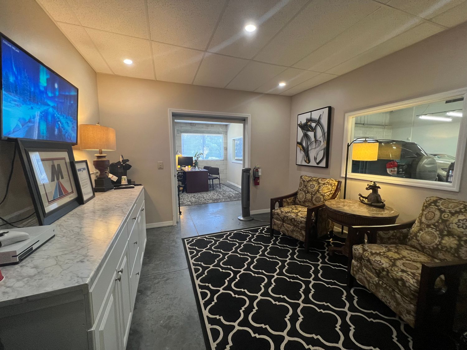 3240 59th Drive East, Units 104&105 Bradenton FL 34203