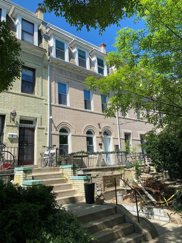 2708 Ontario Rd NW, Washington, DC 20009