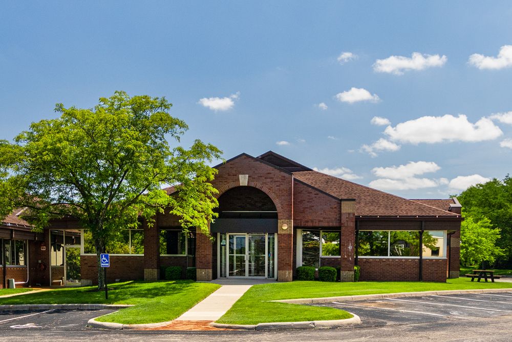 4830 Knightsbridge Blvd, Columbus, OH 43214