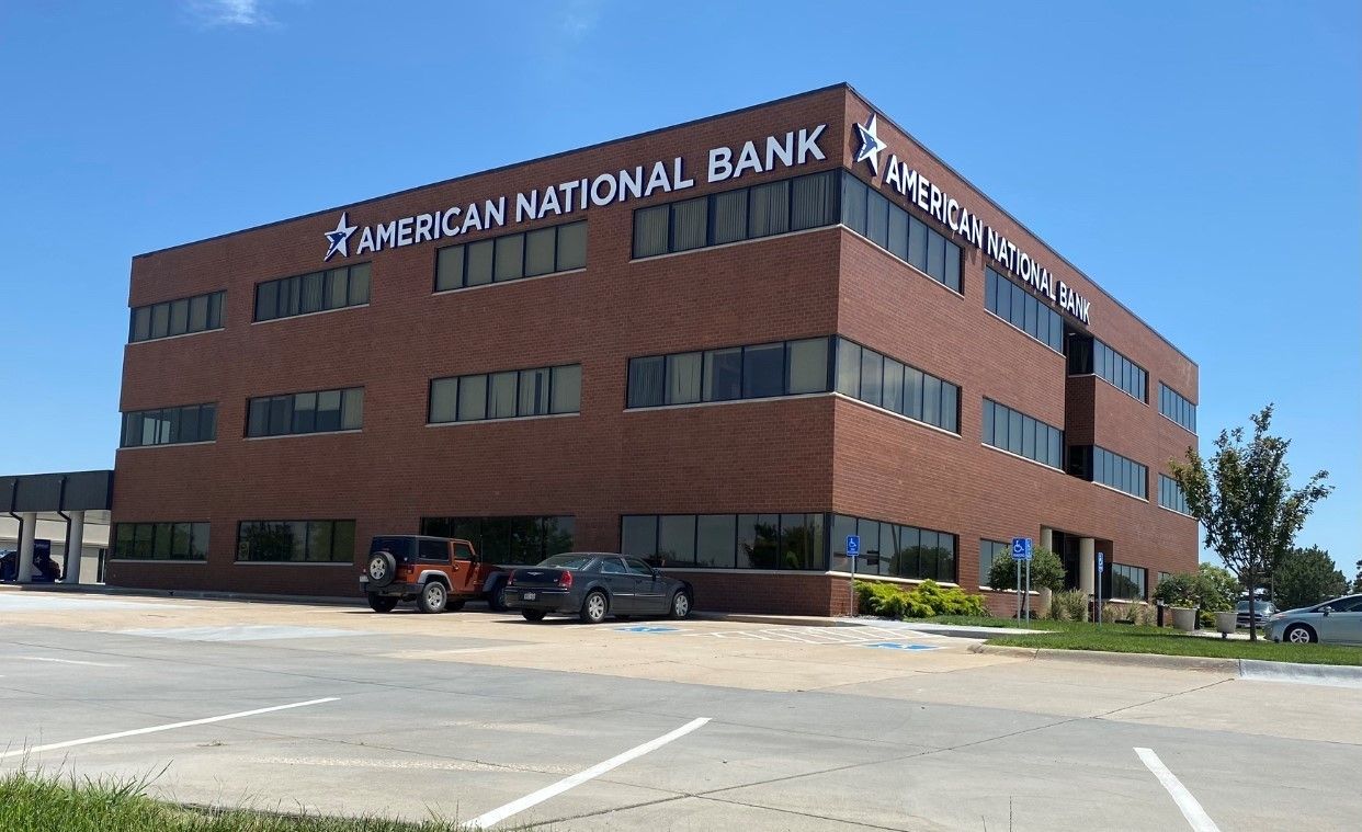 1413 South Washington St, Papillion, NE 68046