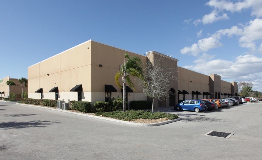 8801 Business Park Dr, Fort Myers, FL 33912