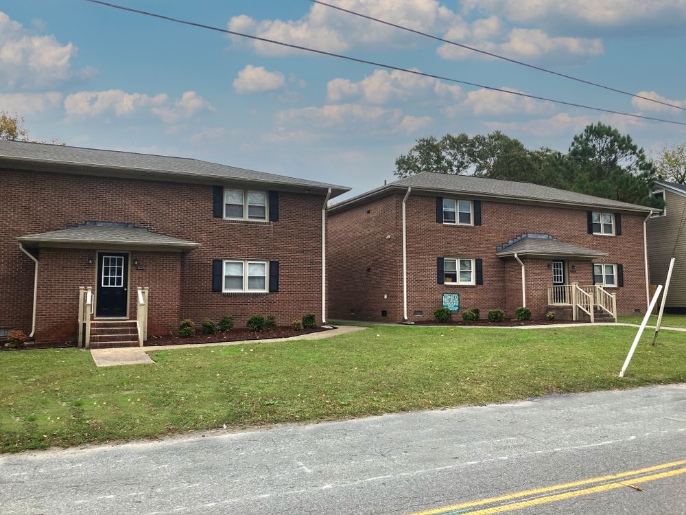 829-833 Bainbridge Boulevard