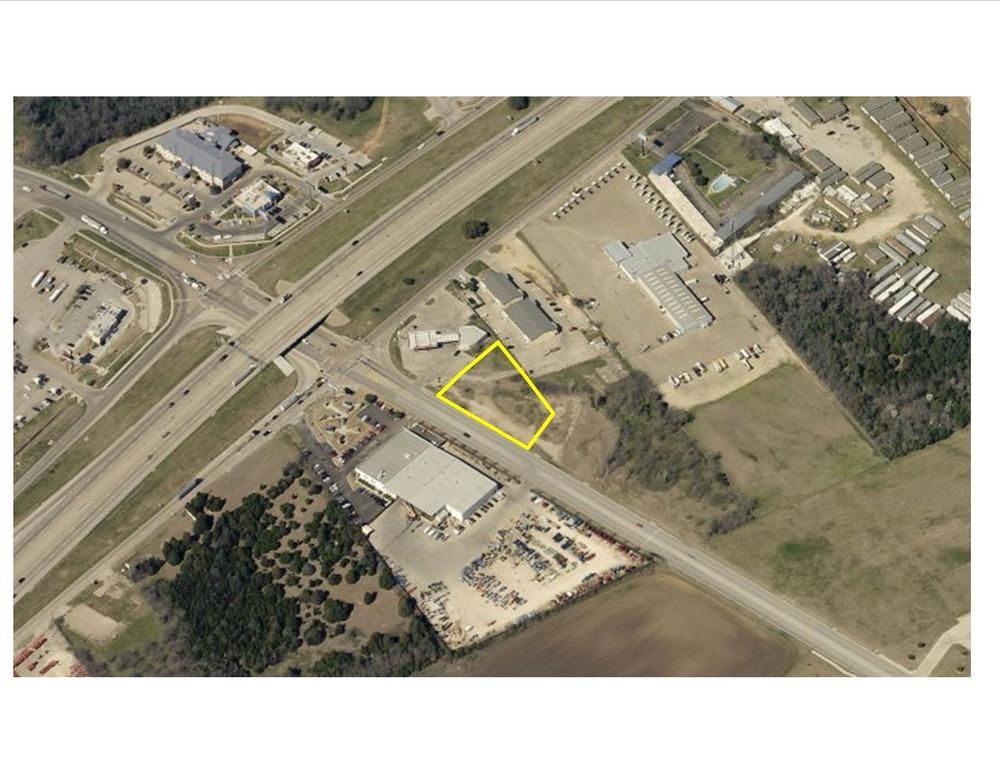 2700 New Rd, Waco, TX 76711