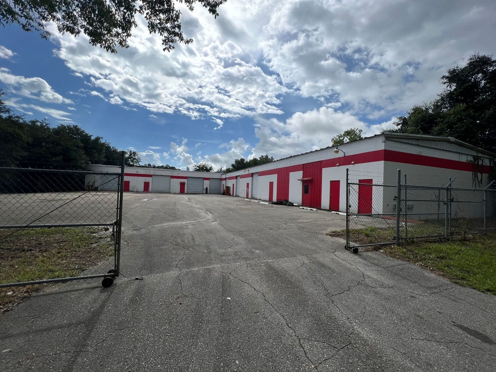 3335 N Main Ter, Gainesville, FL 32601
