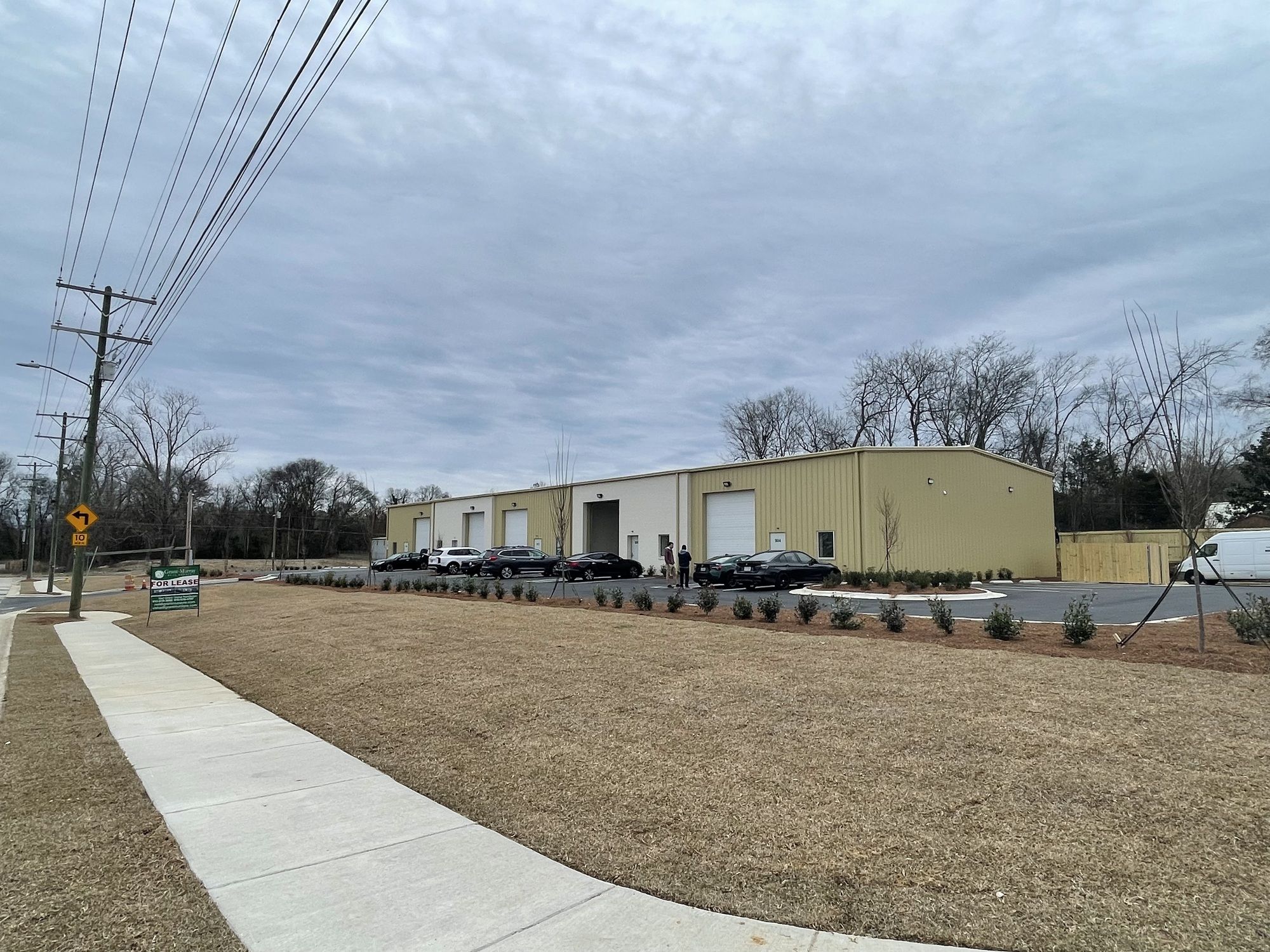 904 E Russell St, Fayetteville, NC 28301