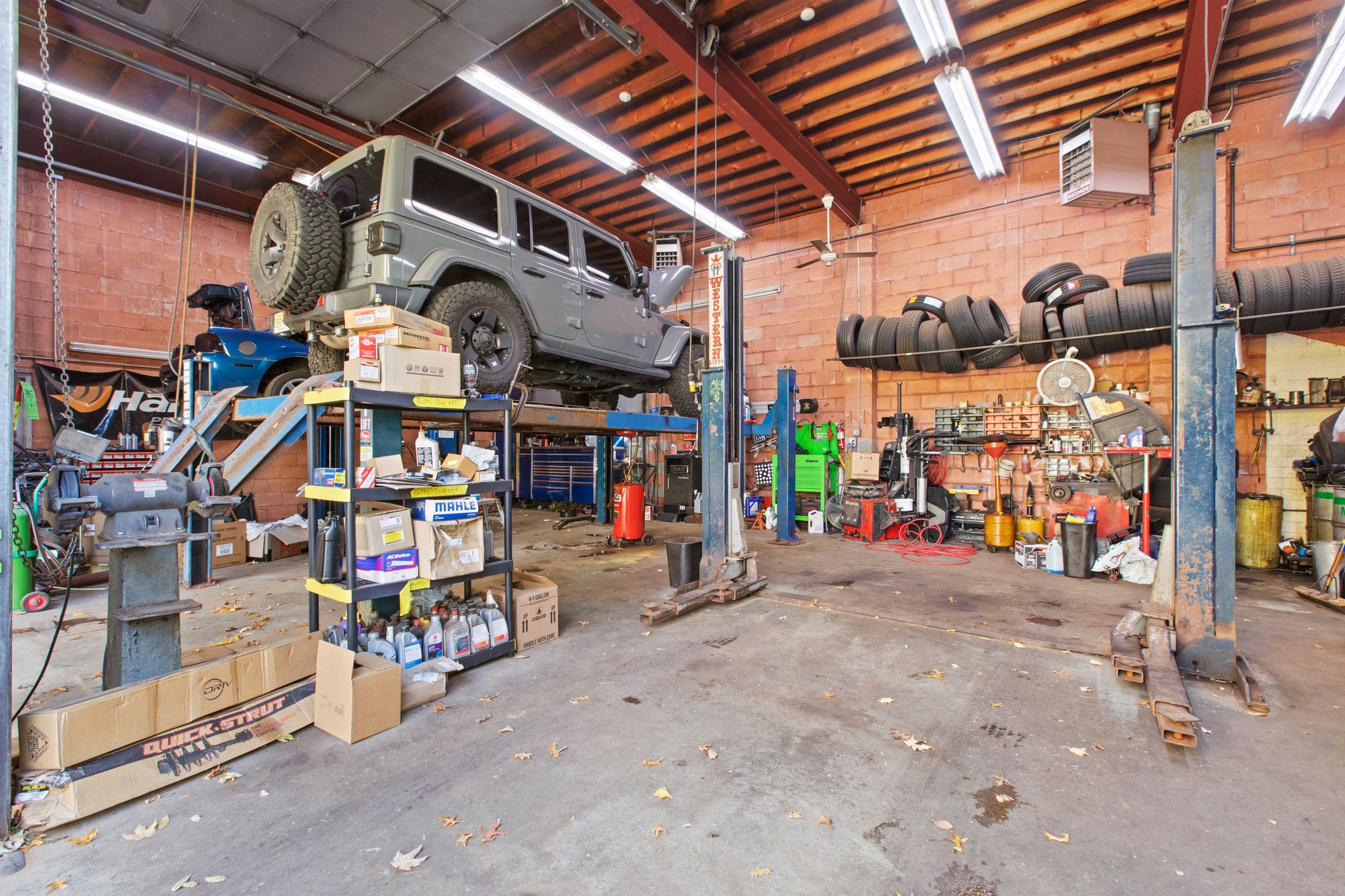 Fully Leased Investment Opportunity Heart of Wayne