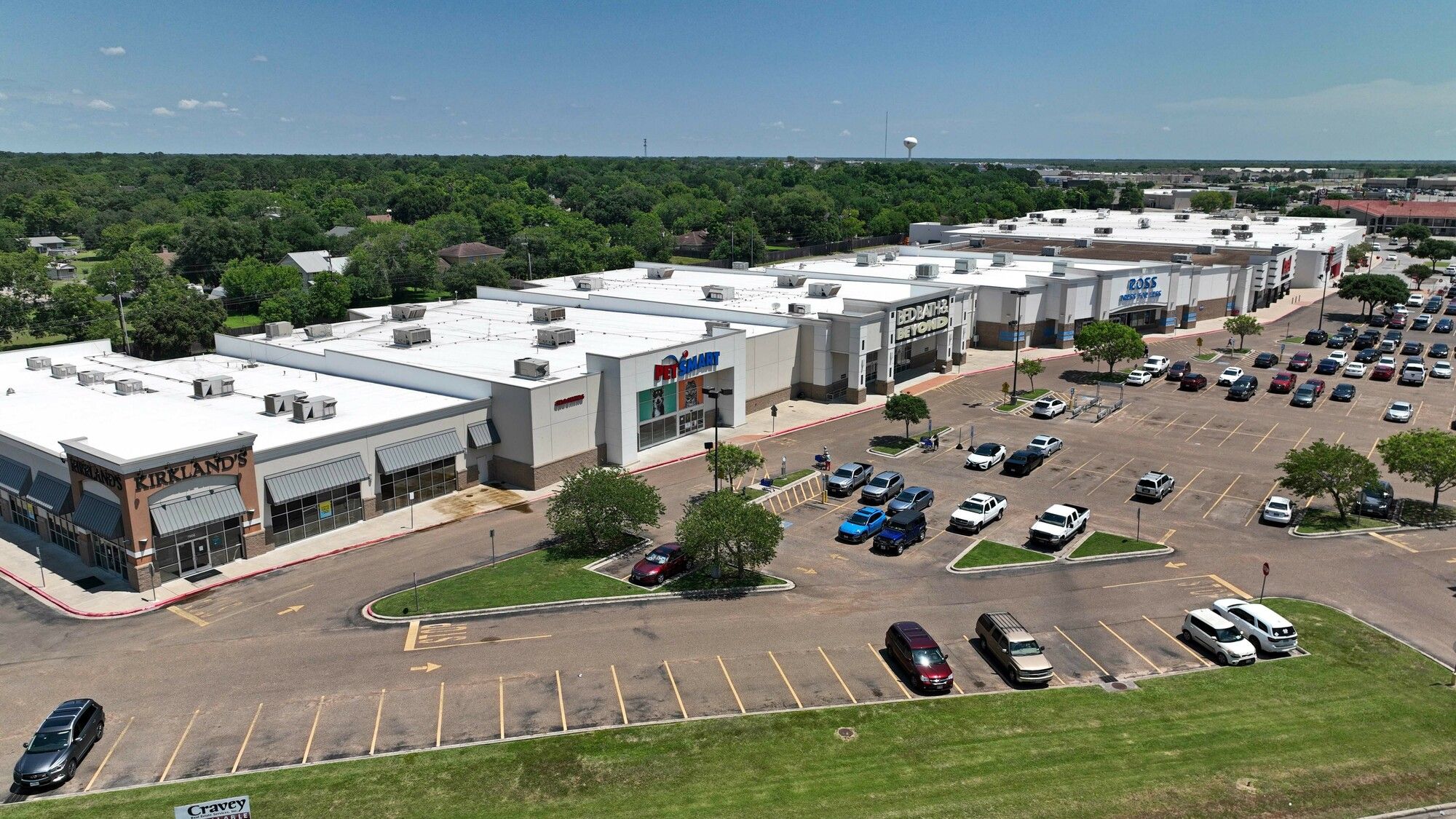 7808 NE Zac Lentz Pkwy, Victoria, TX 77904