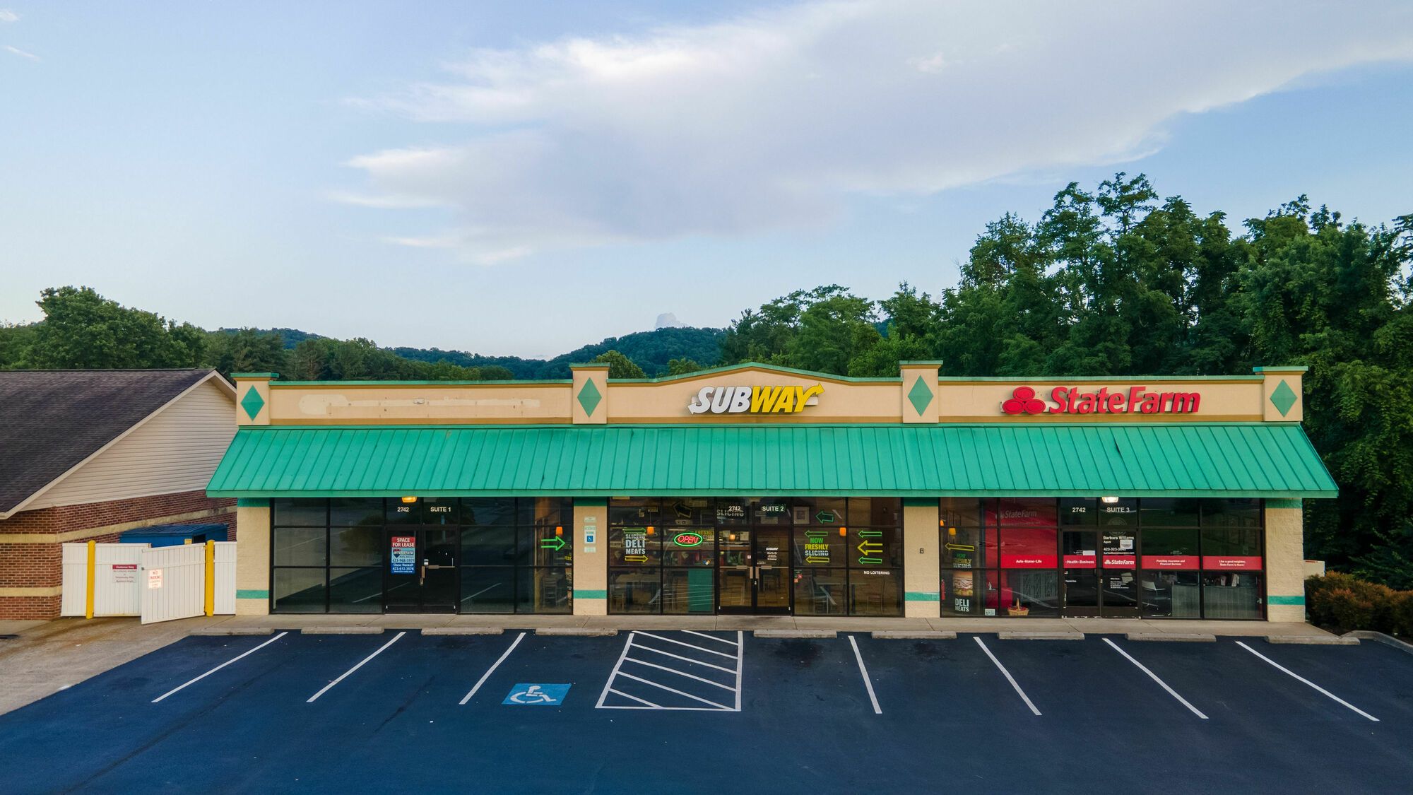 2742 West State St, Bristol, TN 37620