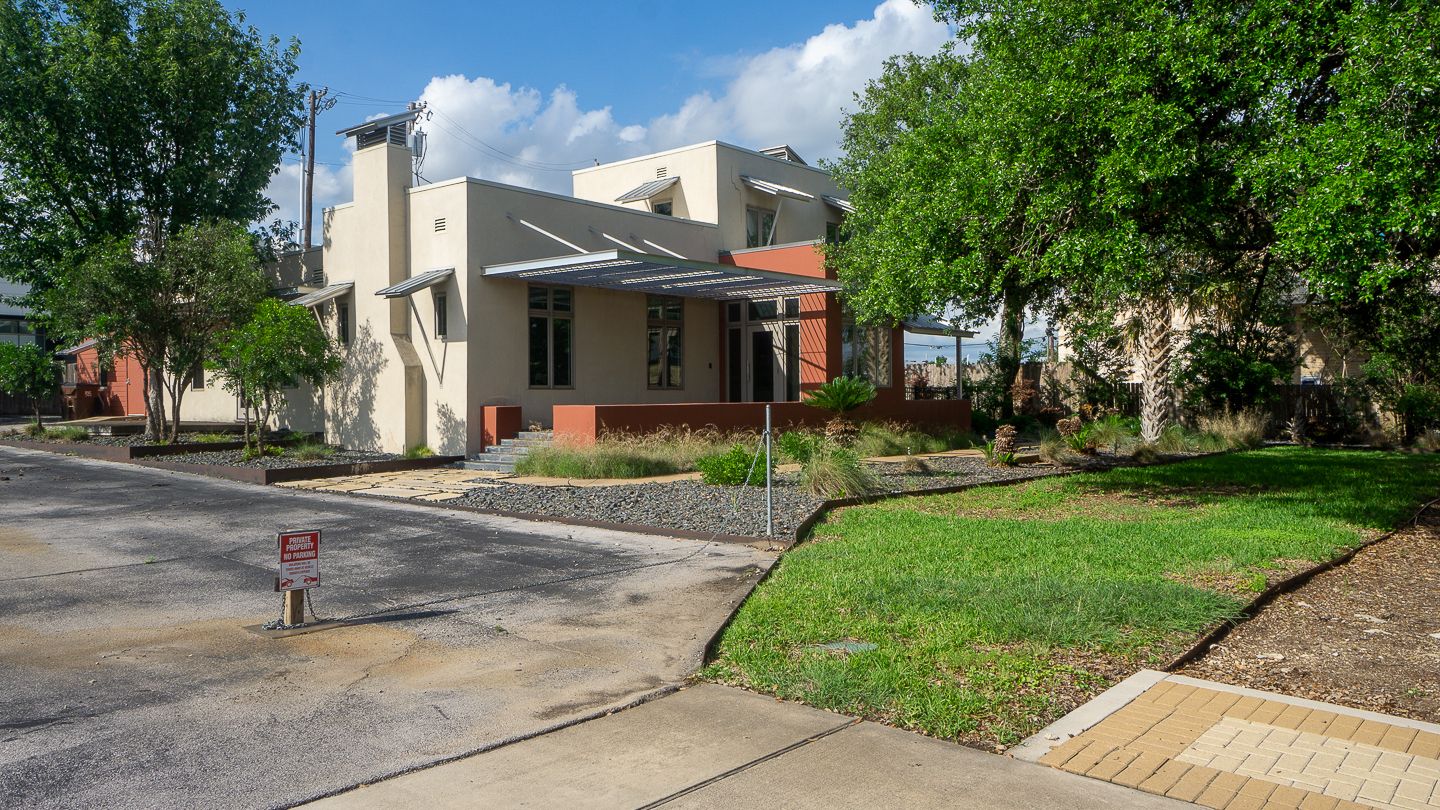 Office for sale / lease at 106 W Bagdad Ave, Round Rock, TX, 78664 — photo 3