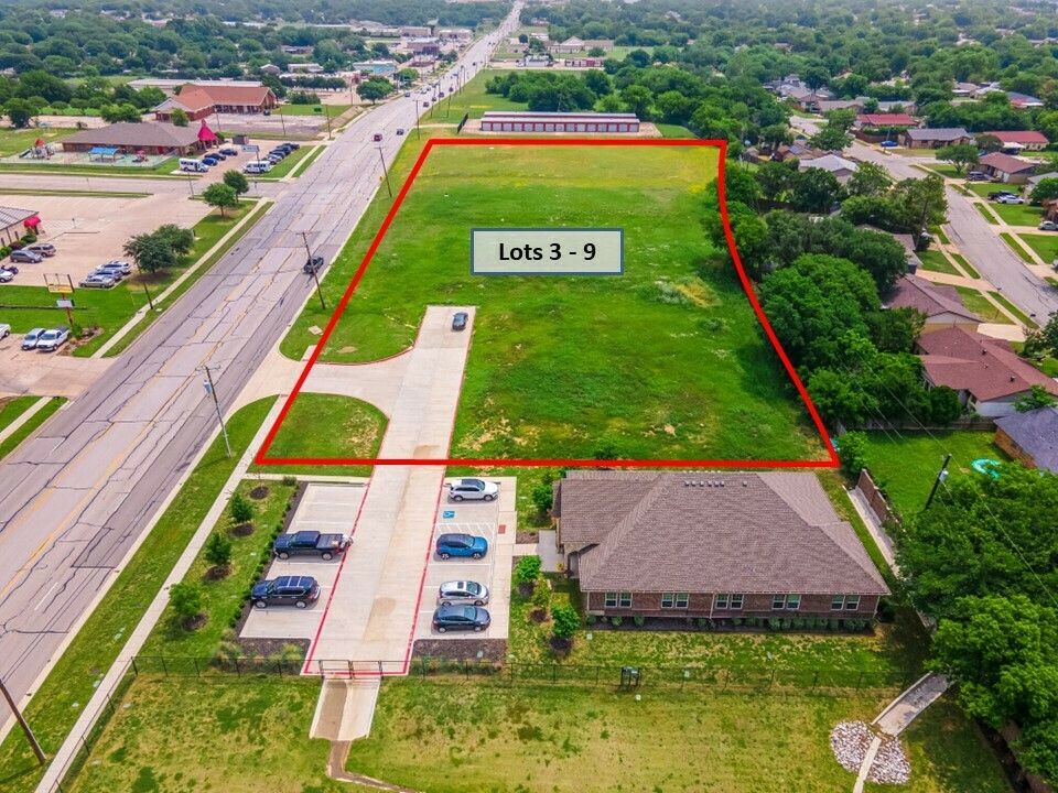 5802 Watauga Rd, Watauga, TX 76148