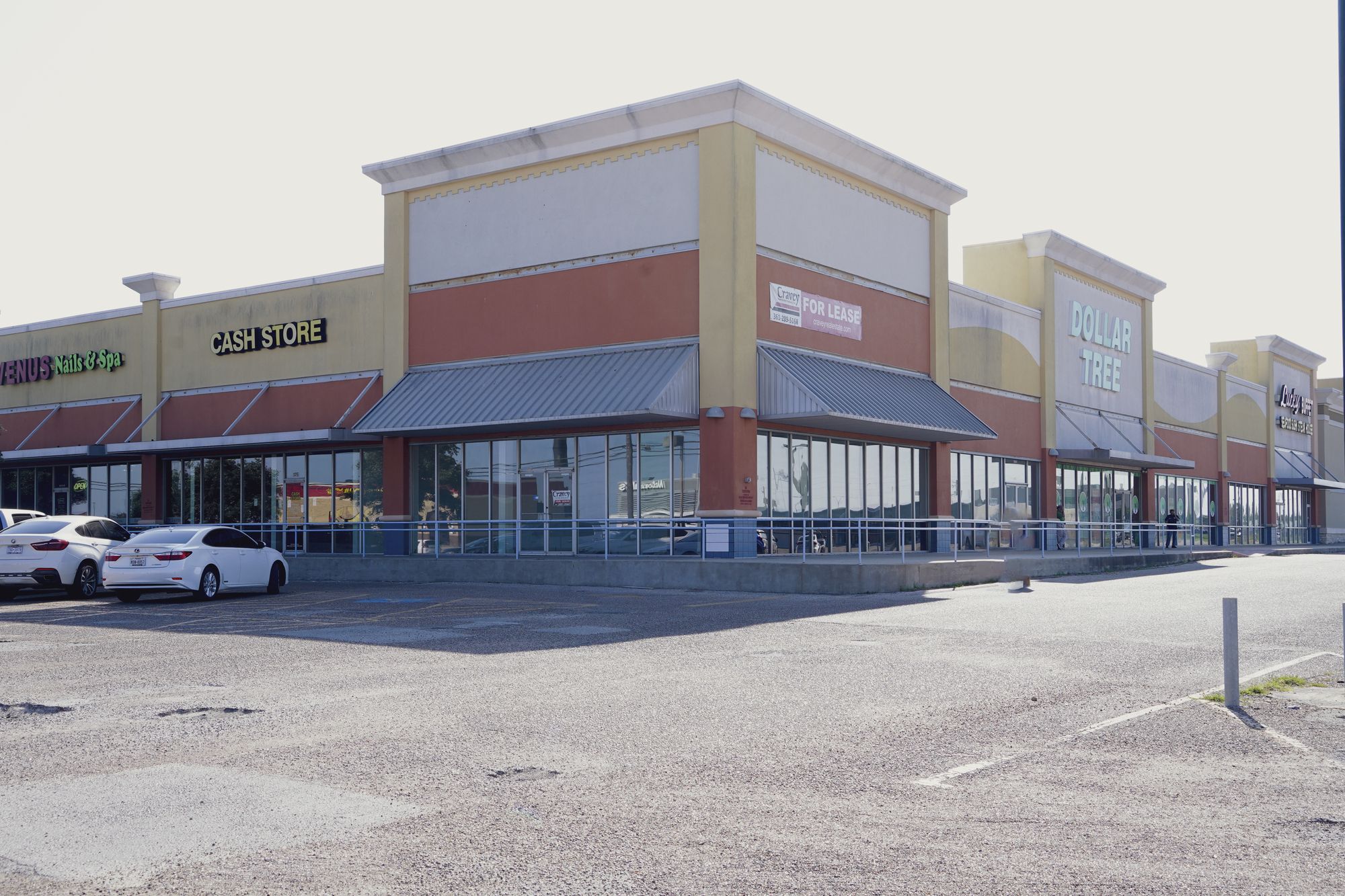 1216 Waldron Rd, Corpus Christi, TX 78418
