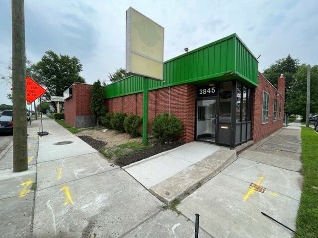 3835 W Eight Mile Rd, Detroit, MI 48221