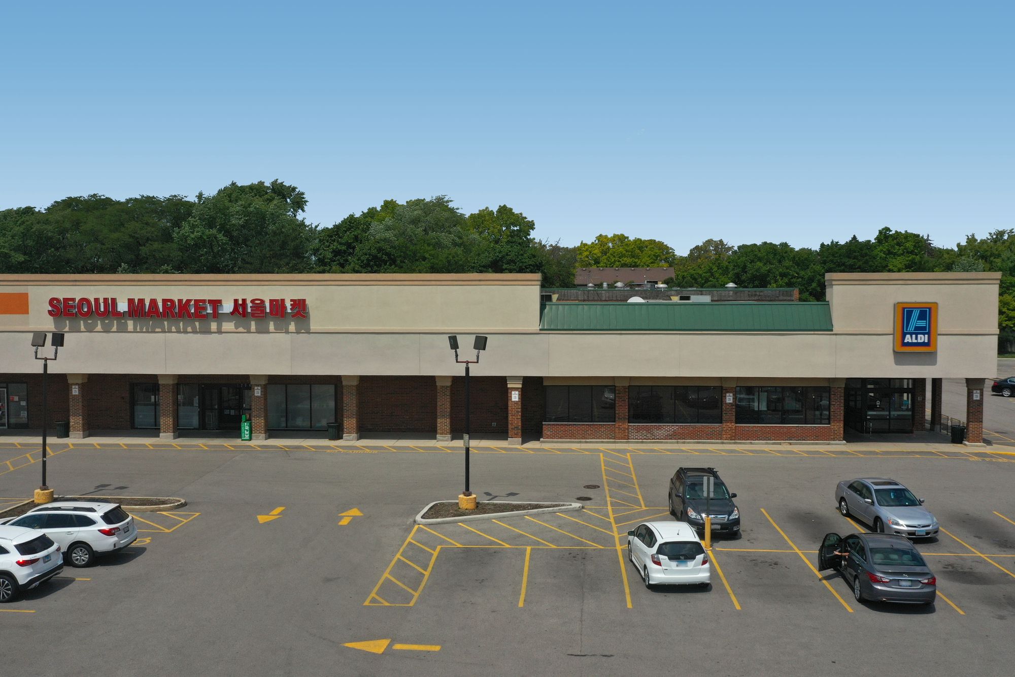 Grocery Anchored Retail Center in Buffalo Grove (Chicago MSA) Value