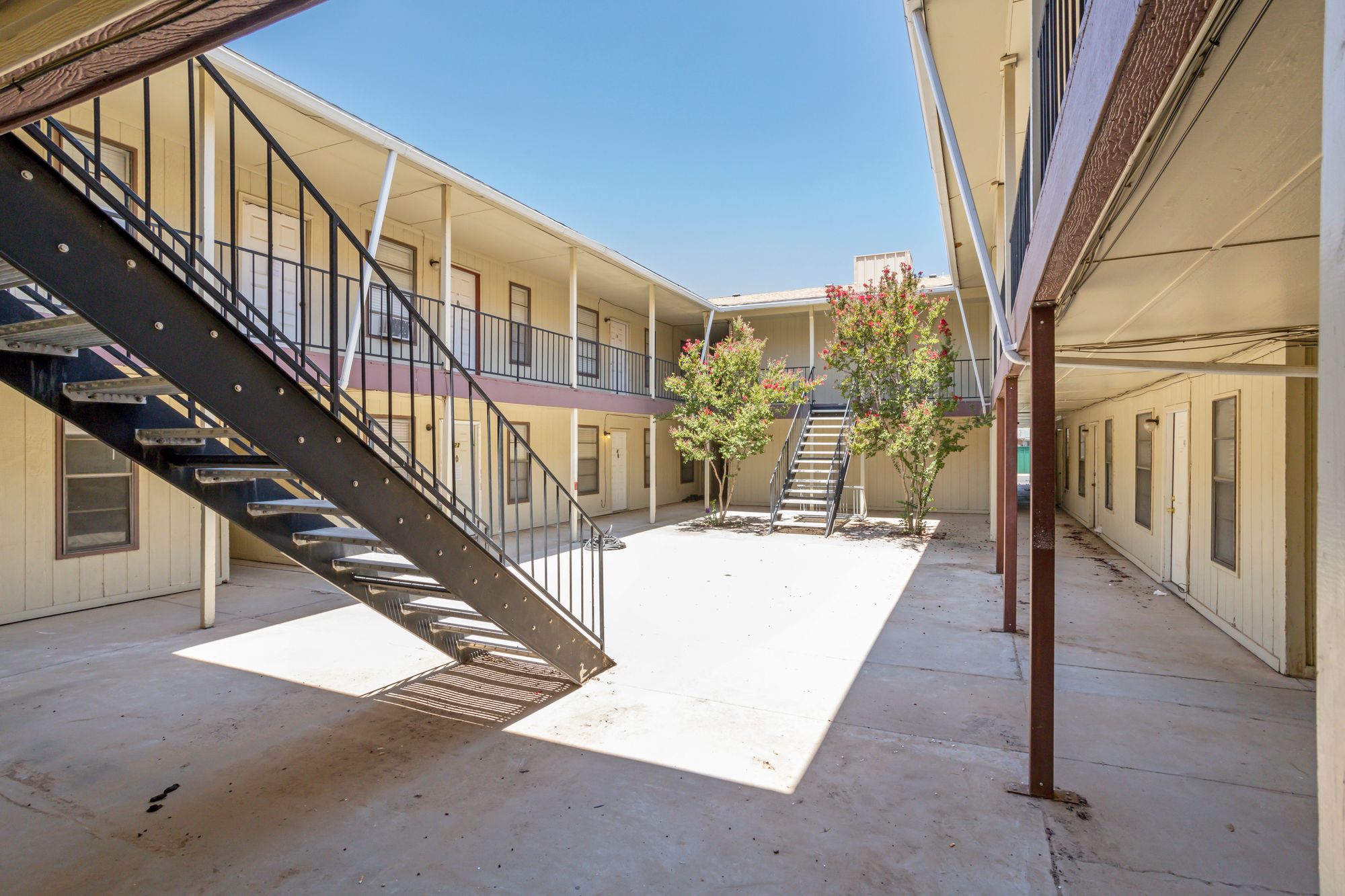 Pecan & Villa Apartments 1113 S Betty Ave & 1500 S Calvin Ave