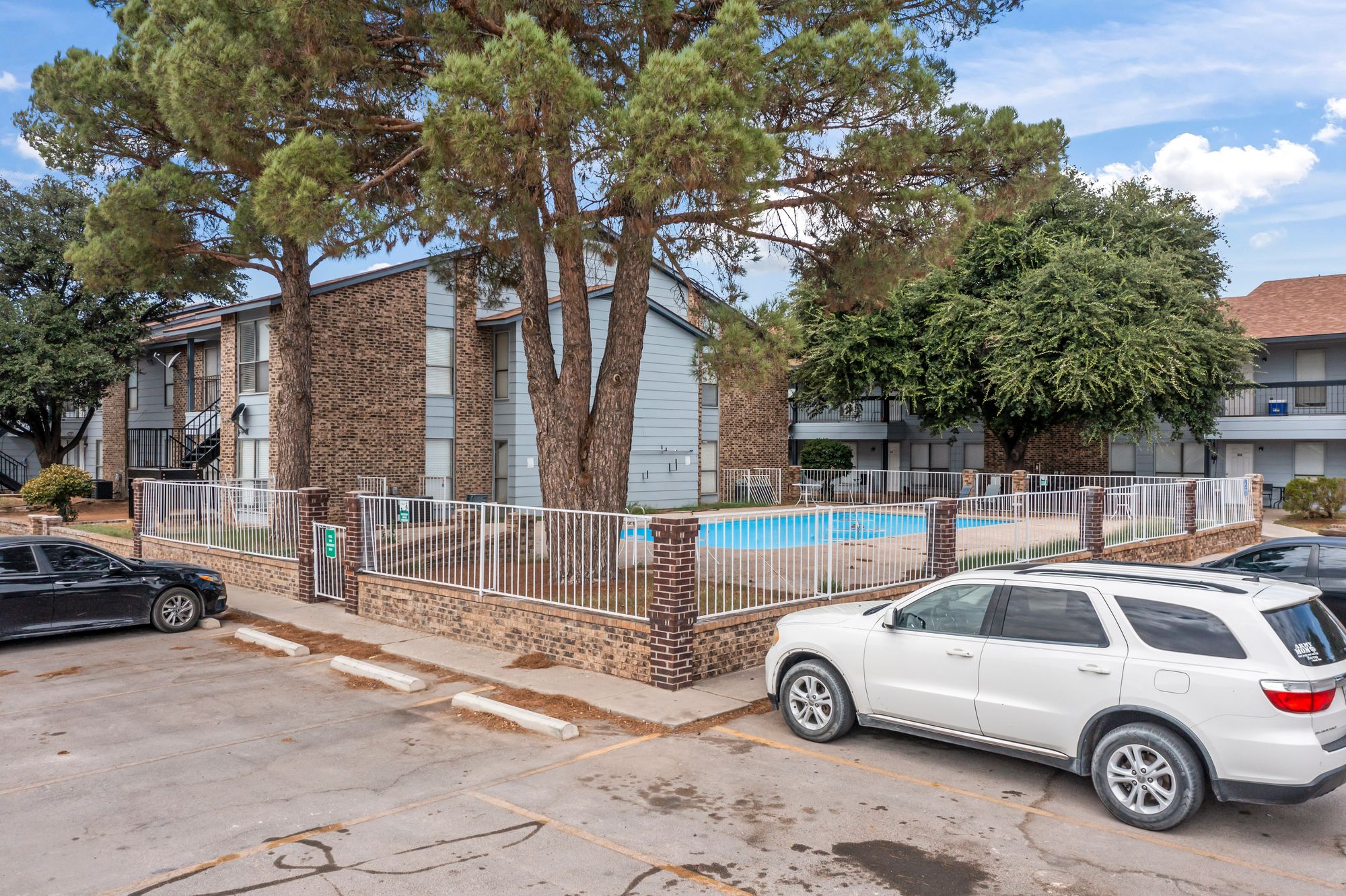 Pecan & Villa Apartments 1113 S Betty Ave & 1500 S Calvin Ave