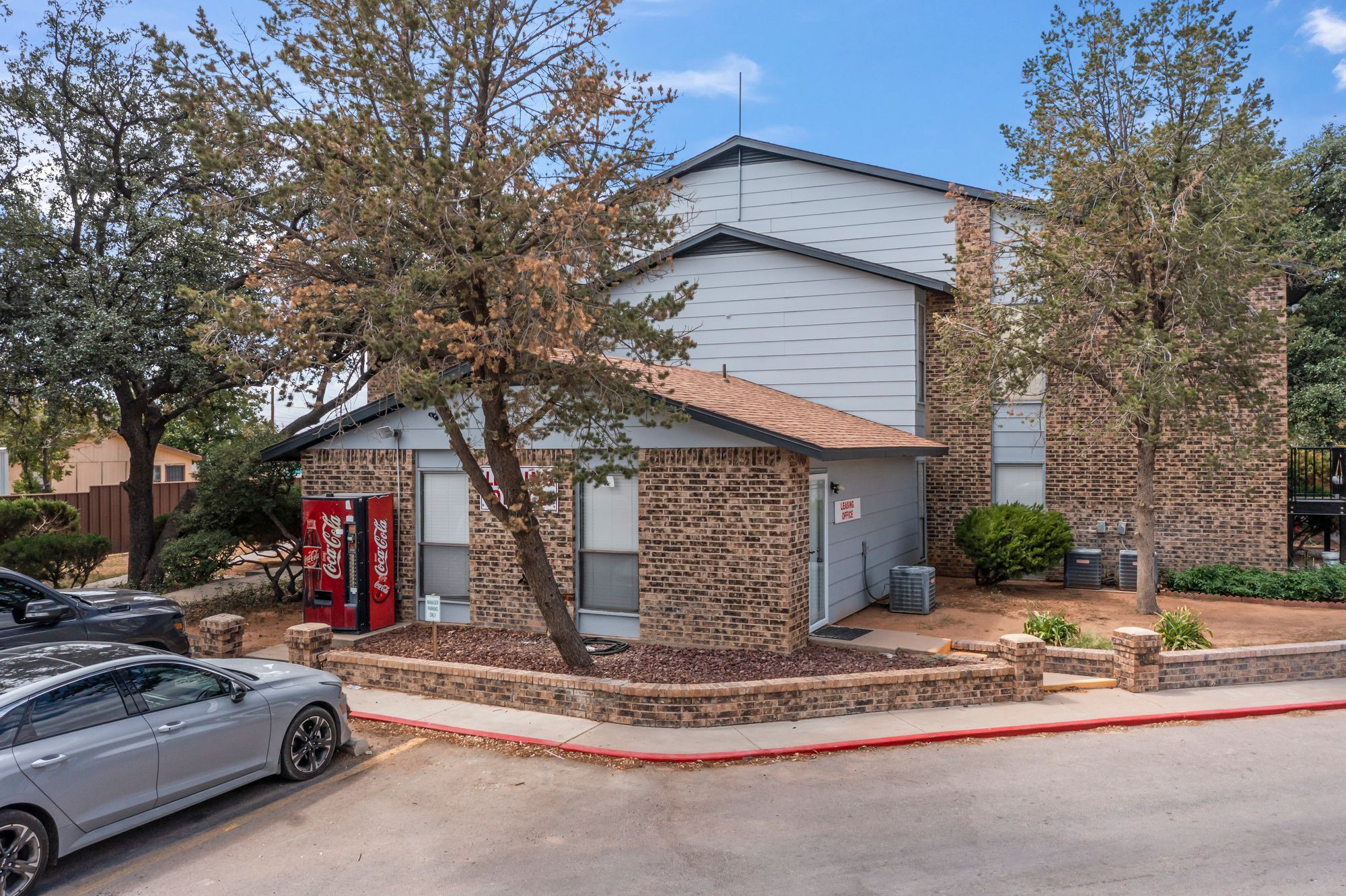 Pecan & Villa Apartments 1113 S Betty Ave & 1500 S Calvin Ave