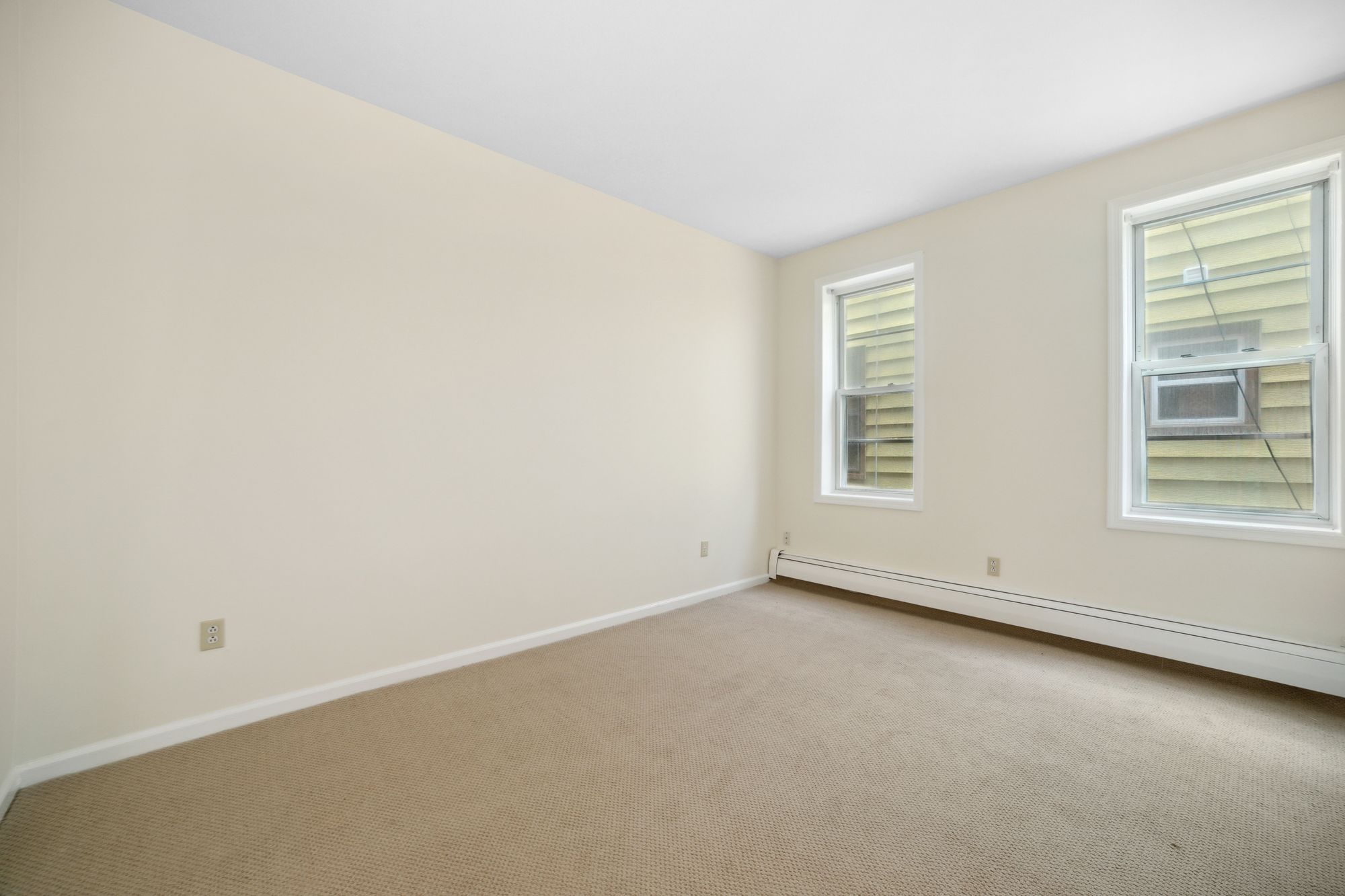 290 Lakeview Ave , Clifton, NJ for sale