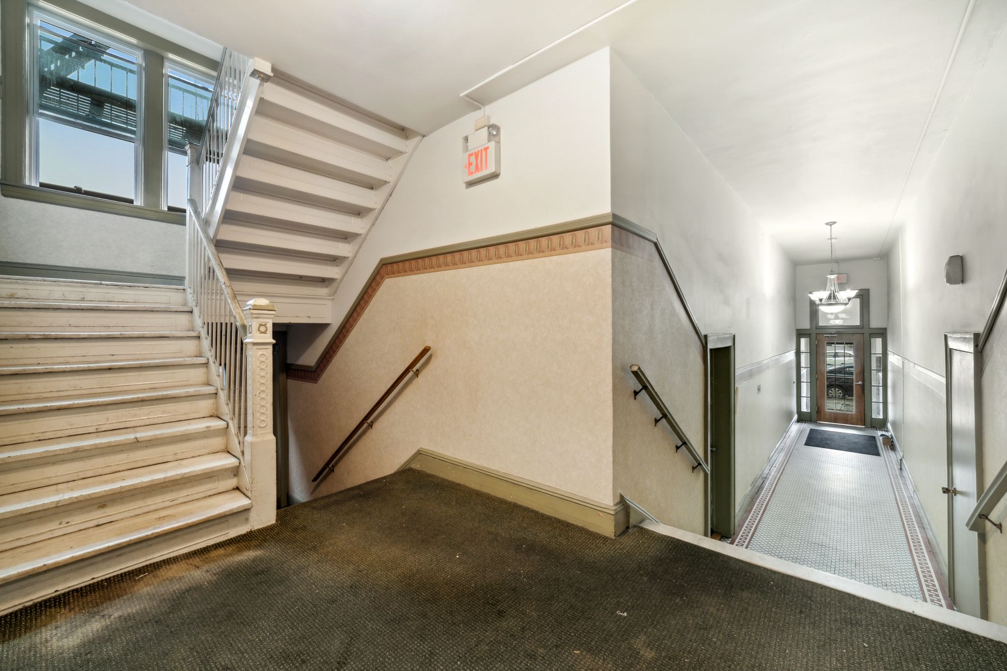 290 Lakeview Ave , Clifton, NJ for sale