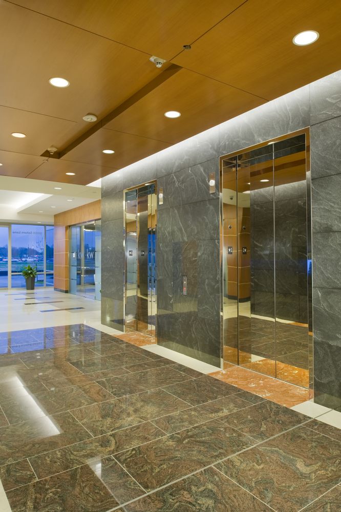 18050 Saturn Ln, Houston, TX 77058 - Office building | Realmo