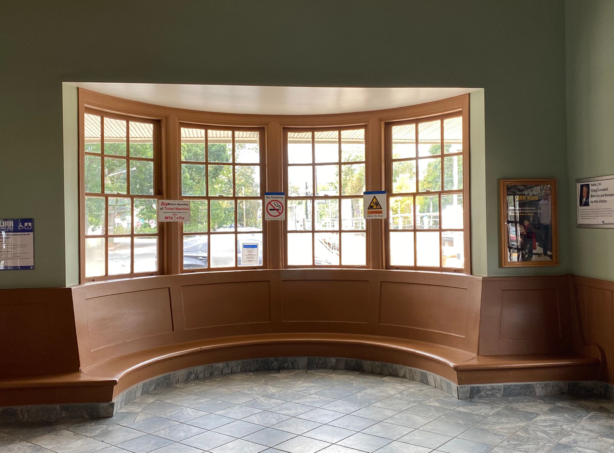 Woodmere LIRR Station Retail Space, Woodmere, NY for lease