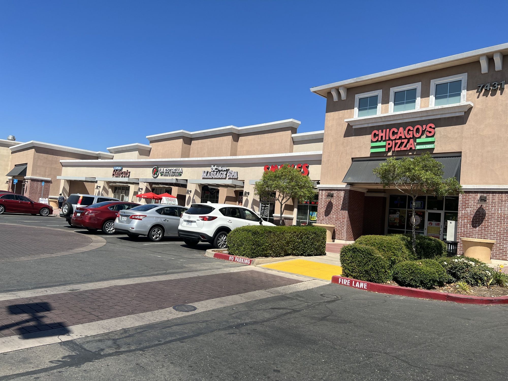 7431 Stockton Blvd, Sacramento, CA 95823