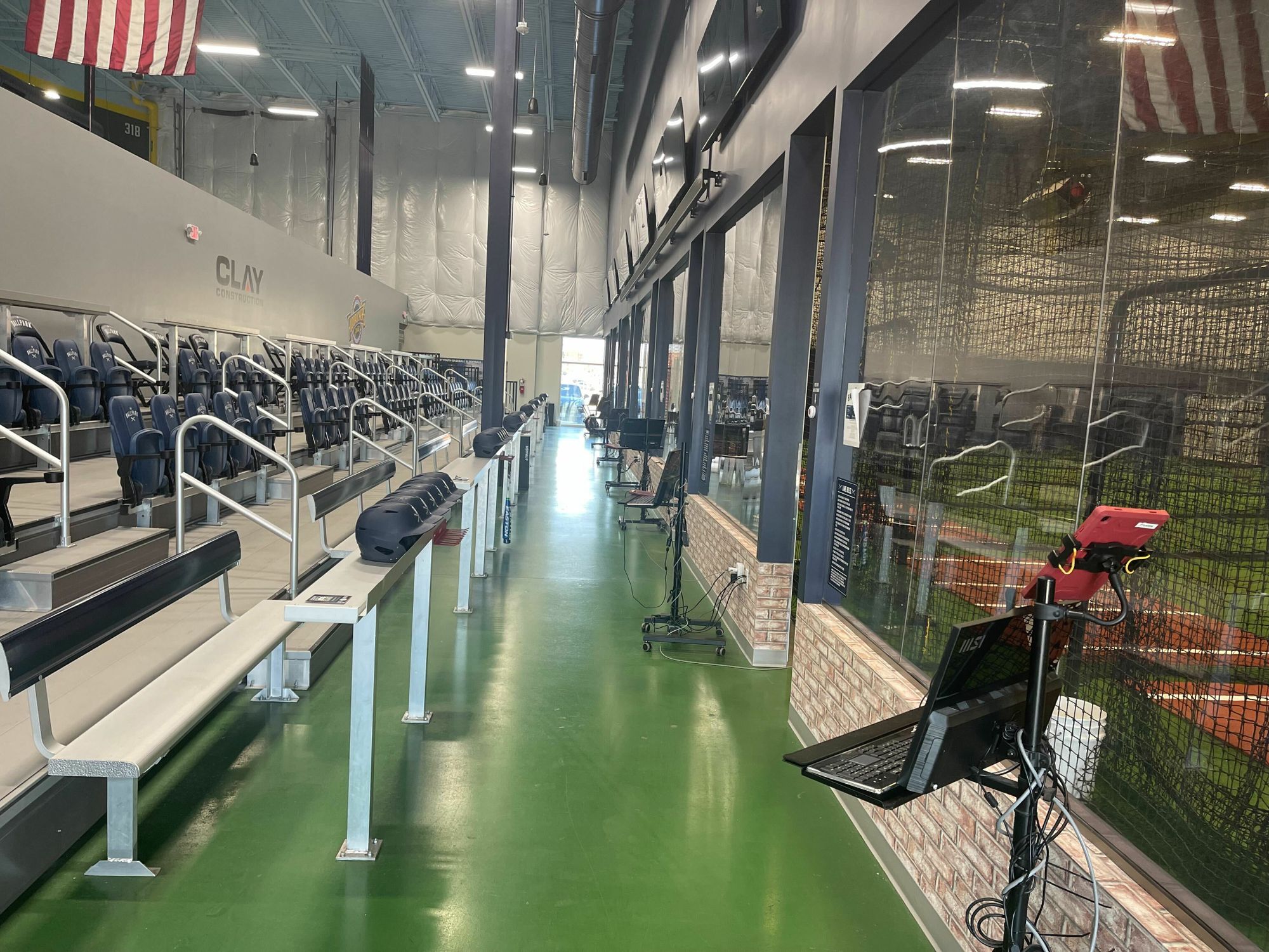 21,600 SF 2nd Gen Athletic / Entertainment Space with Restaurant Area