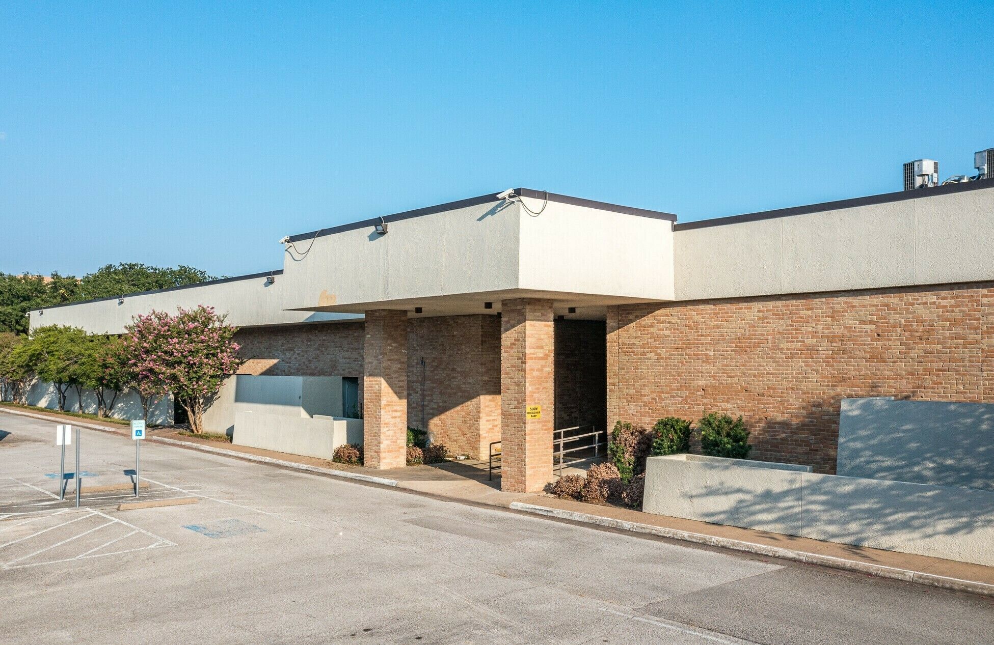 1 Medical Pkwy, Farmers Branch, TX 75234