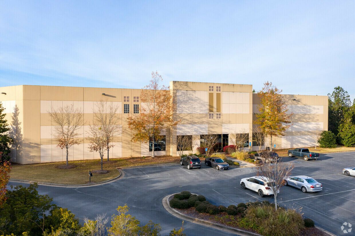 2107 Eastview Pkwy Northeast, Conyers, GA 30013