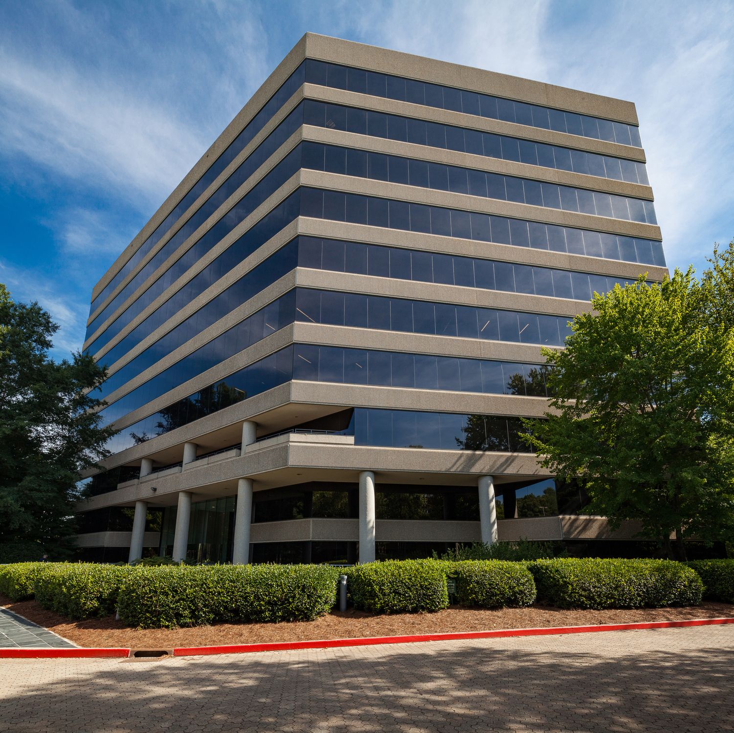 400 Northridge Rd, Sandy Springs, GA 30350