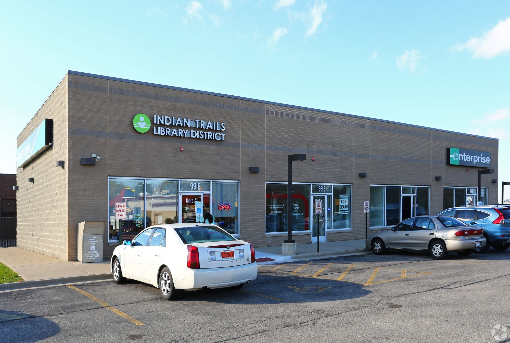 99 E Palatine Rd, Prospect Heights, IL 60070