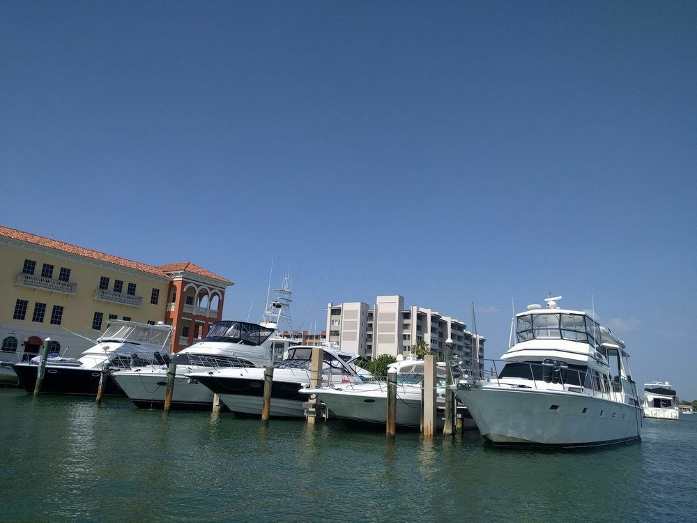 TREASURE ISLAND PARADISE RESTAURANT / BAR / CATERING HALL / POOL BAR