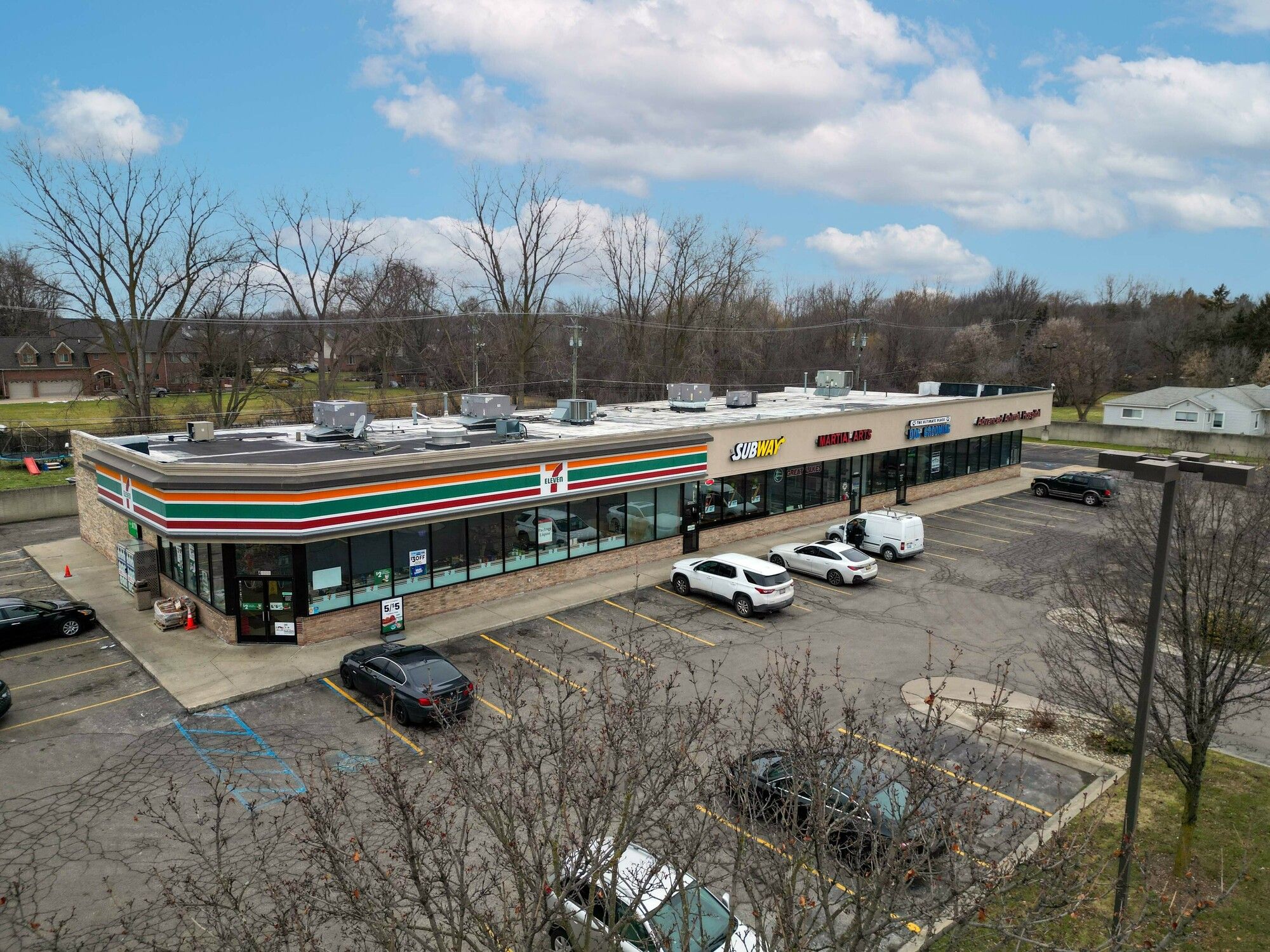 43017 Mound Rd, Sterling Heights, MI 48314