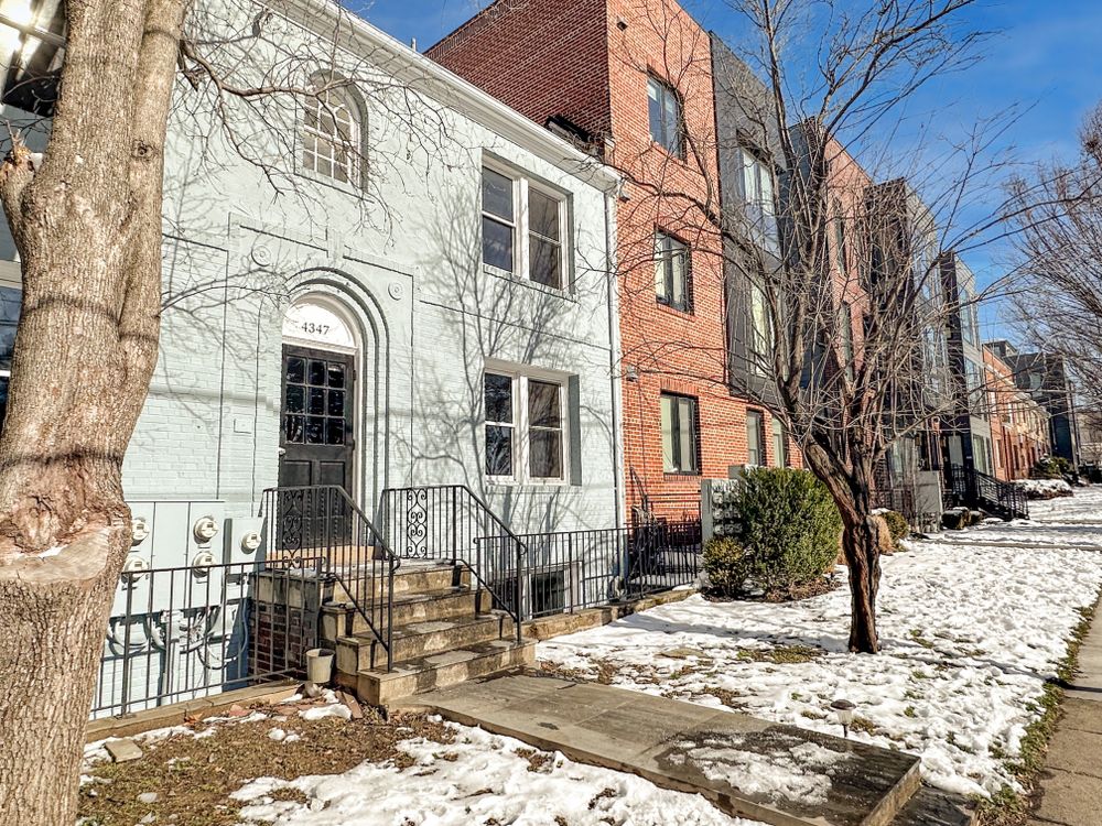 4347 Harrison Street NW