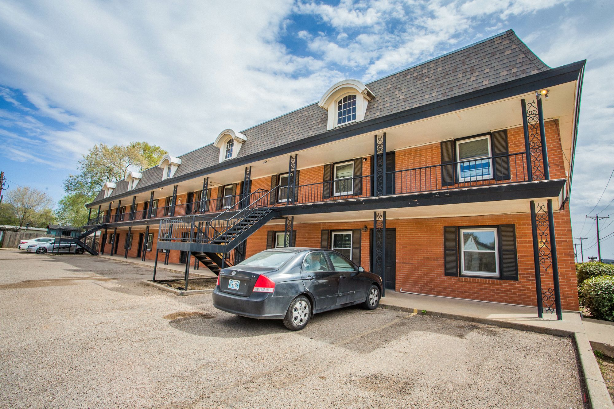 Raider Pointe Apartments