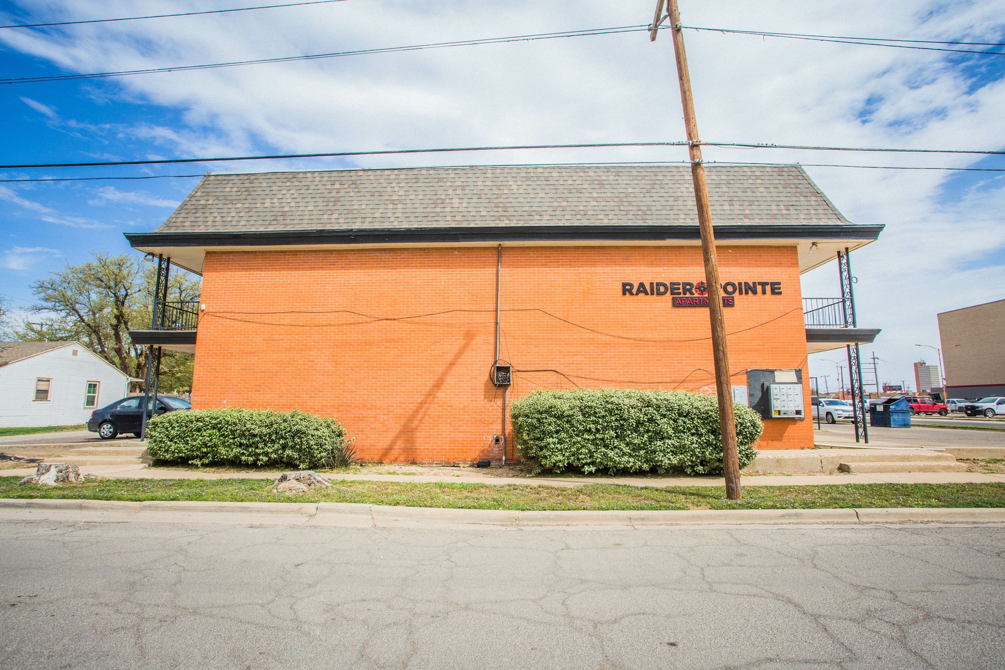 Raider Pointe Apartments