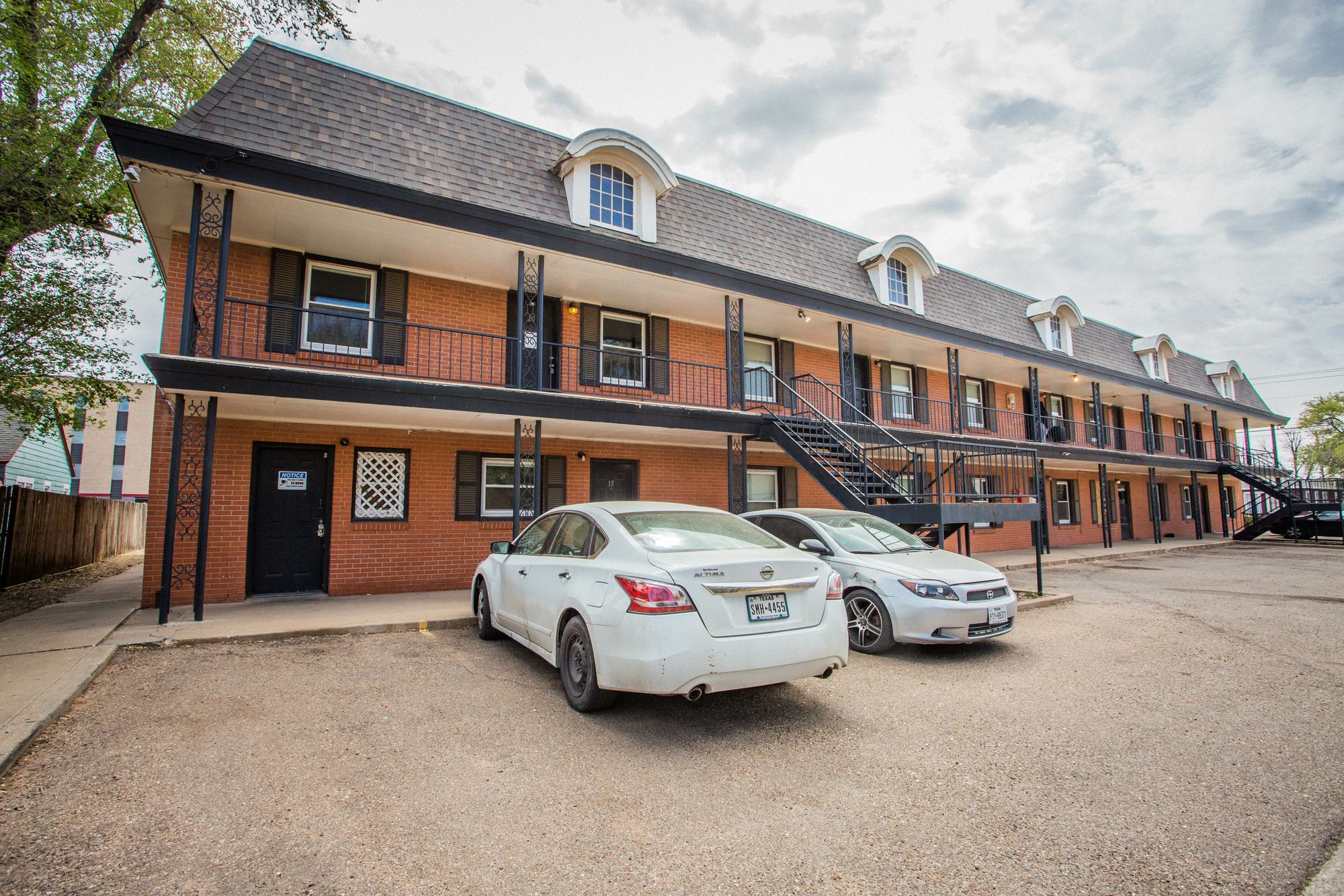 Raider Pointe Apartments