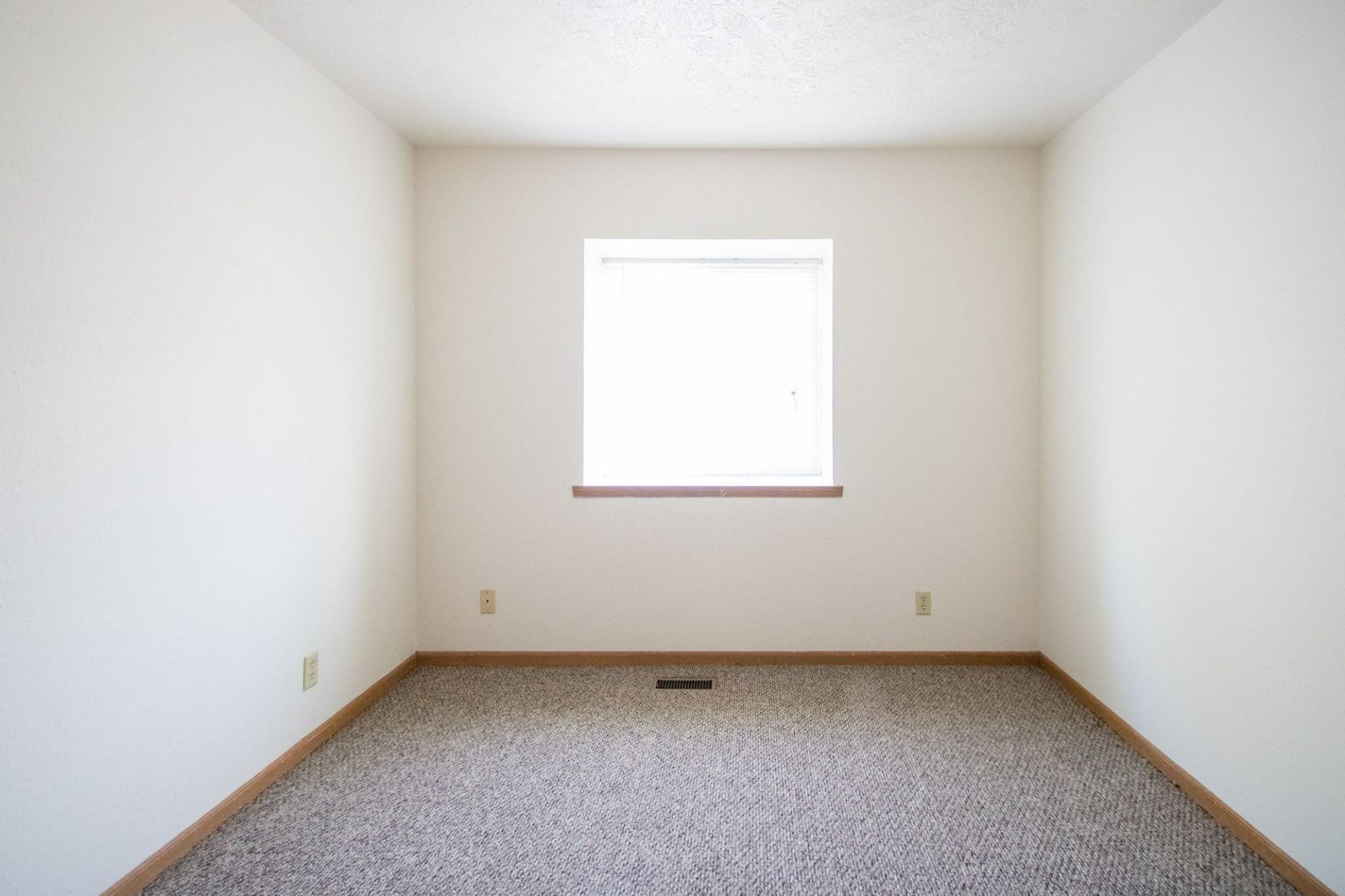 Featherstone Apartments