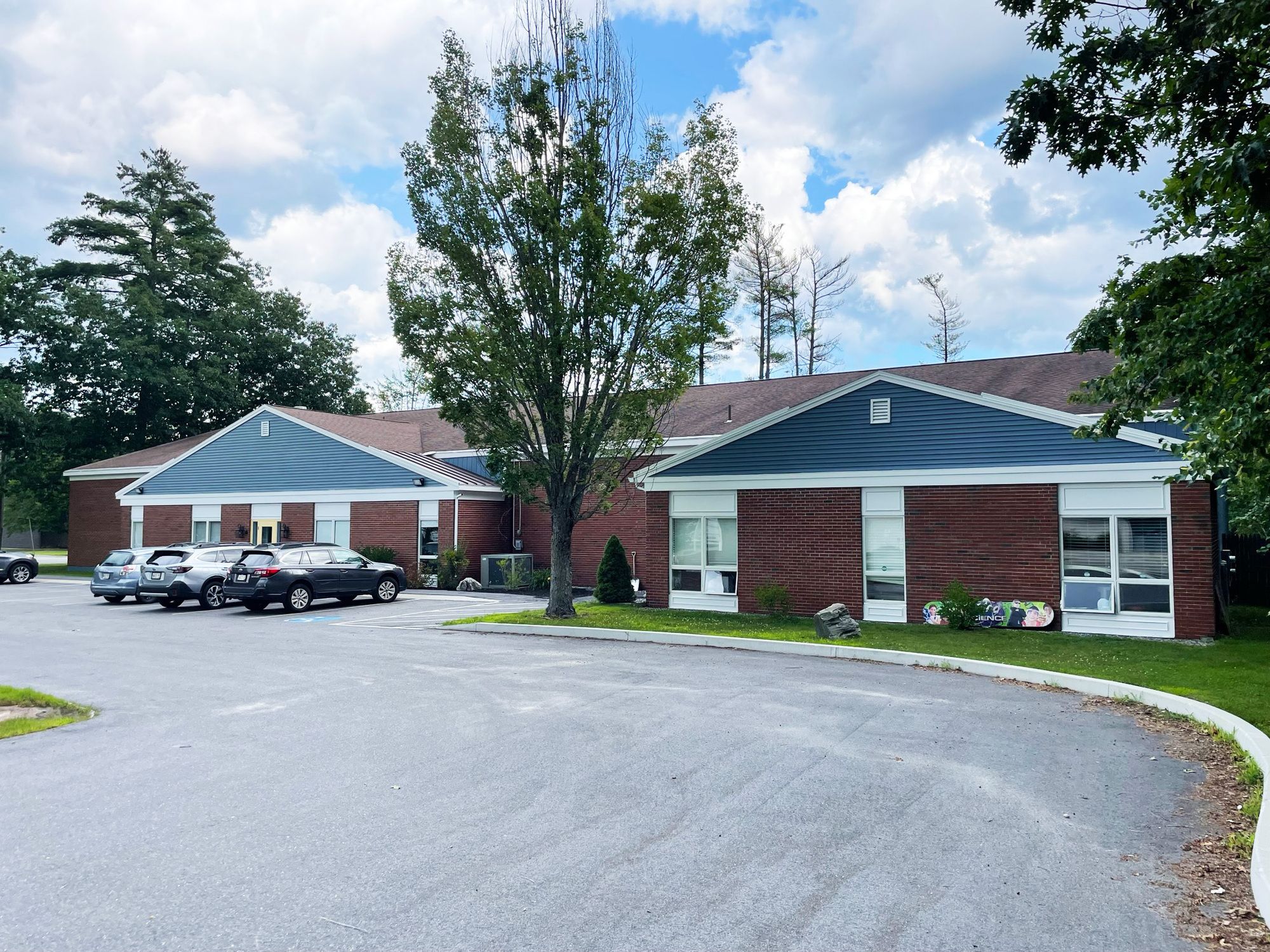 987 Riverside St, Portland, ME 04103