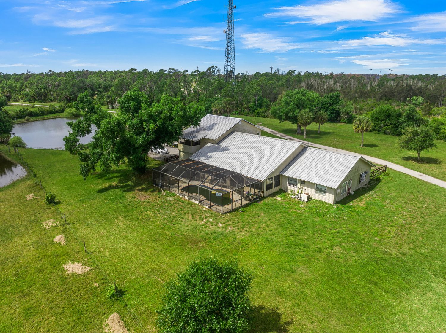 1520 South River Road Englewood FL 34223