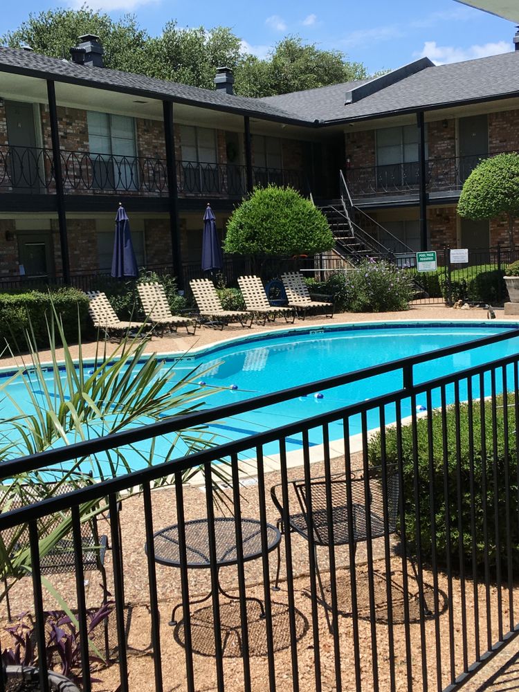 Willowick Apartments 