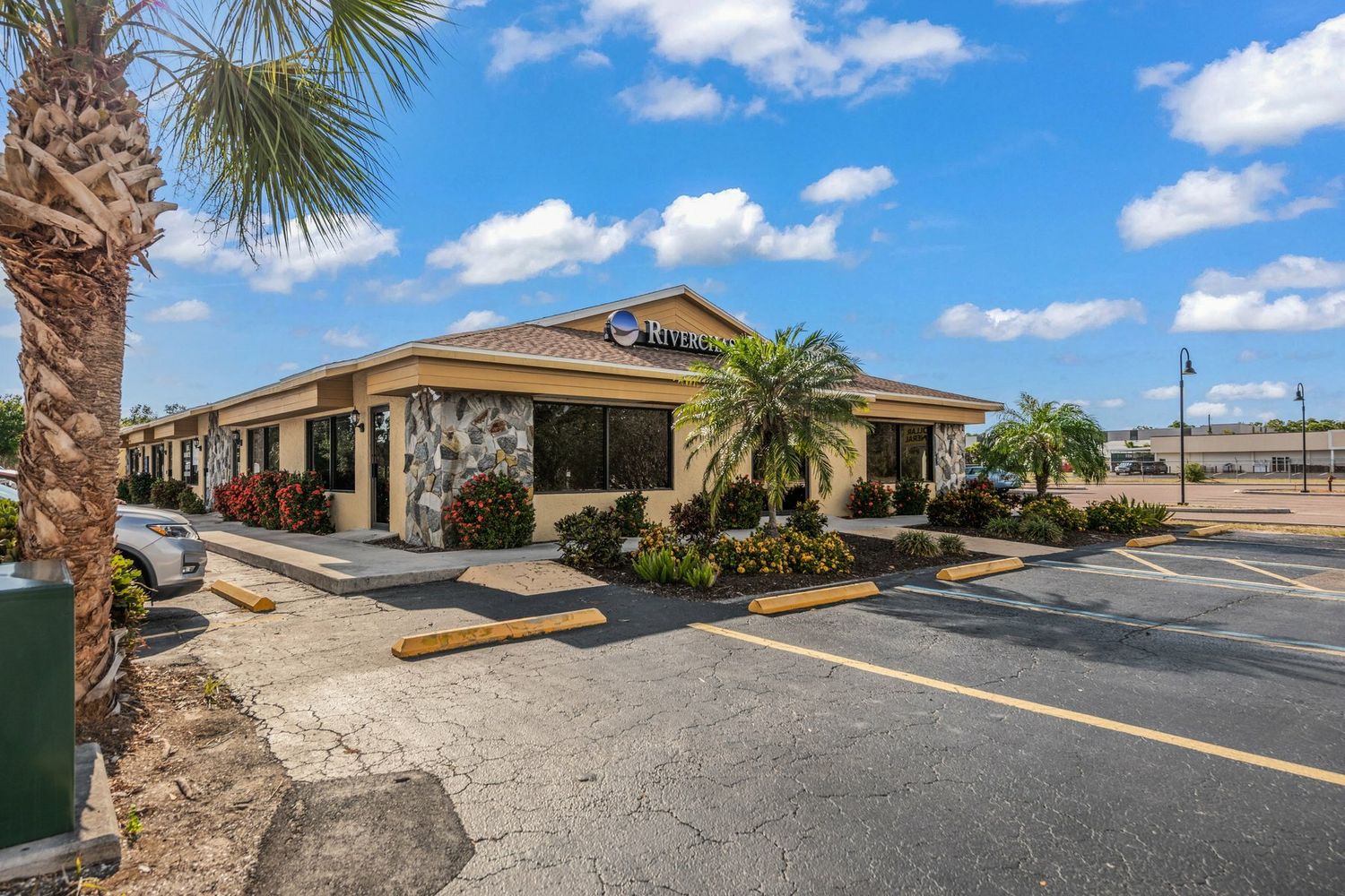 406 North Indiana Avenue Suite 3 & 4 Englewood FL 34223