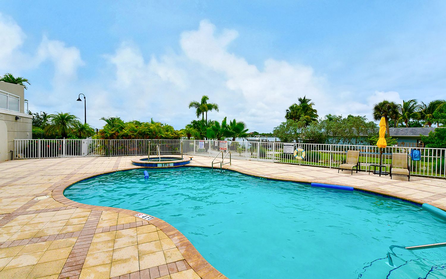 516 South Tamiami Trail Unit 101 Nokomis FL 34275
