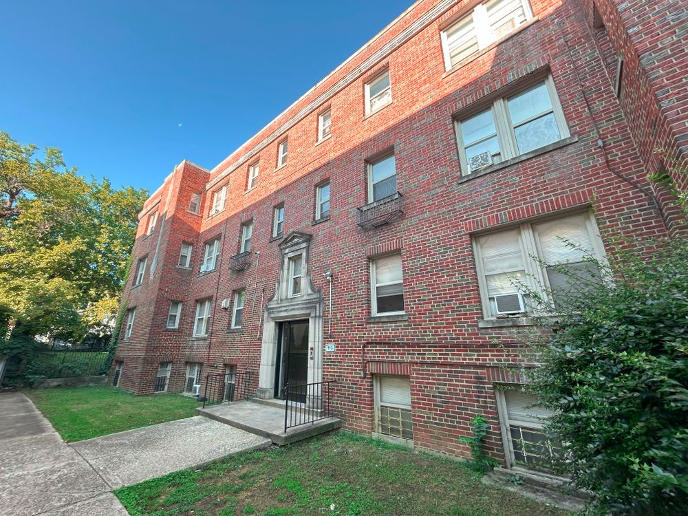 912 Gallatin Street NW