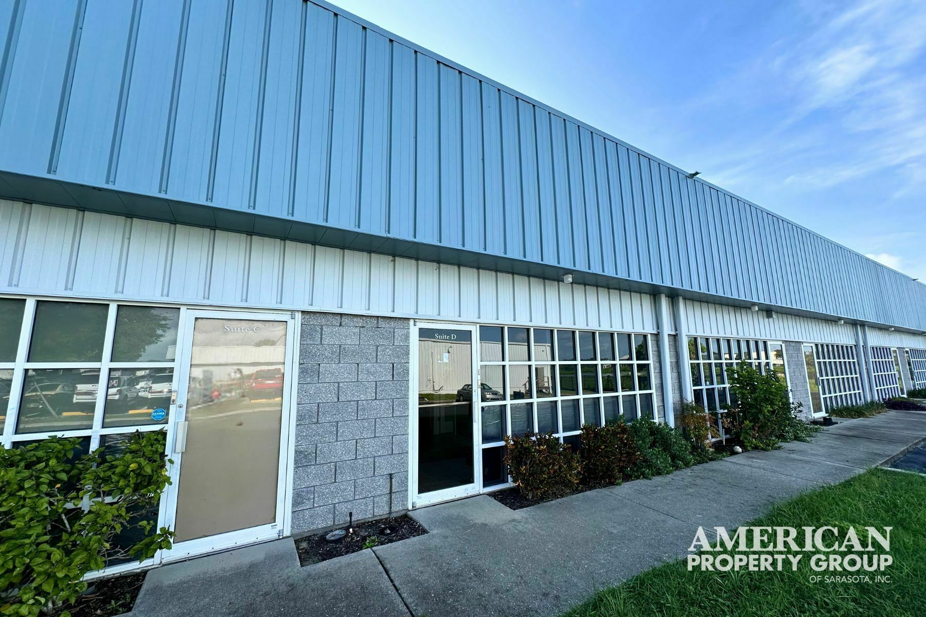 6245 Clark Center Ave, Sarasota, FL 34238