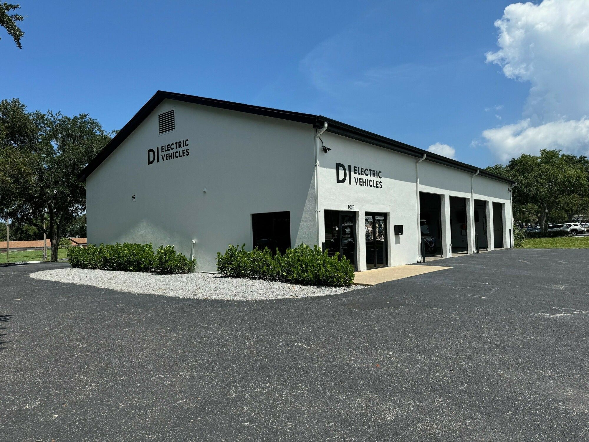 1070 Keene Rd, Dunedin, FL 34698-6300
