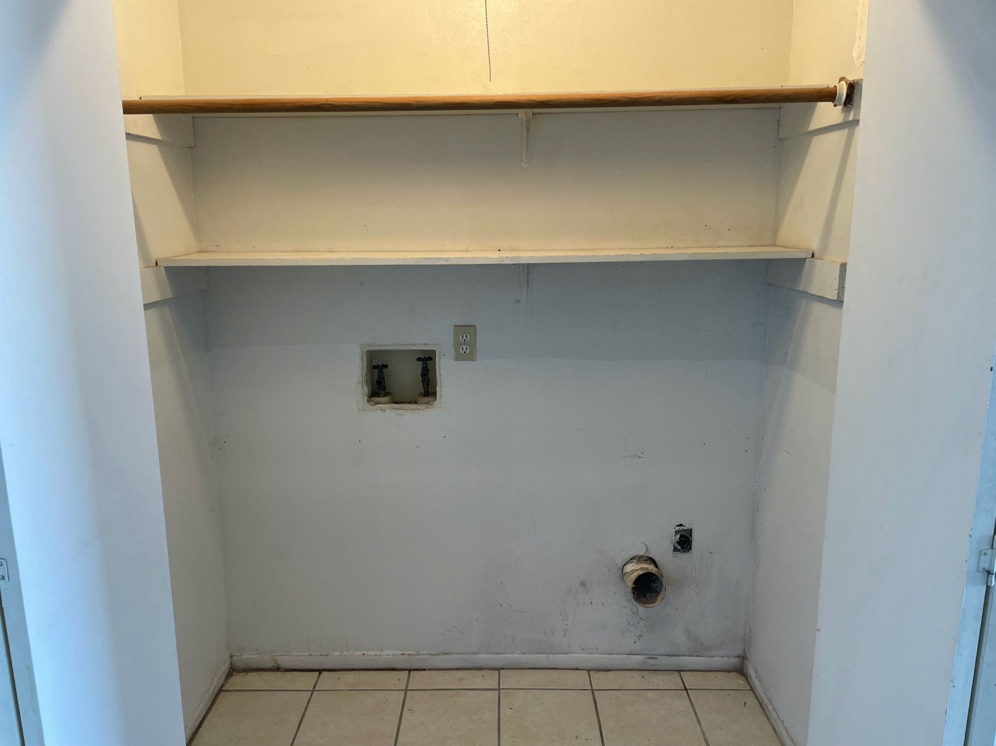 Ridgecrest Apartments