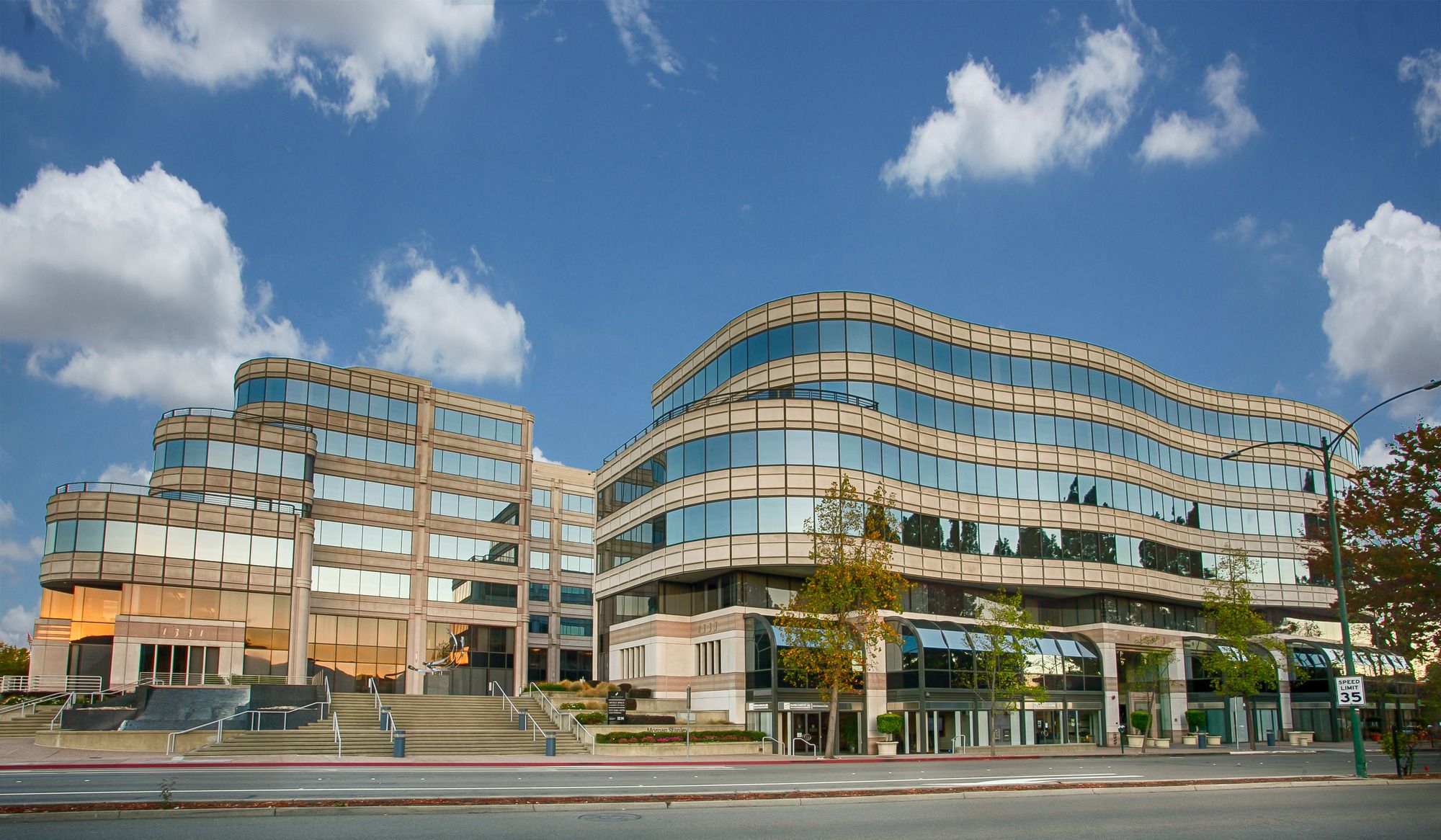 1331 North California Blvd, Walnut Creek, CA 94596